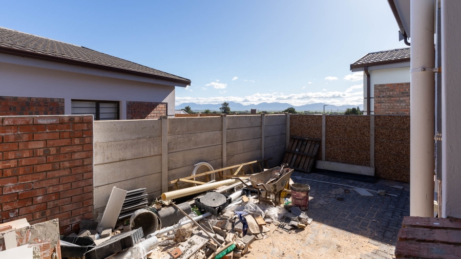 3 Bedroom Property for Sale in Albertinia Western Cape